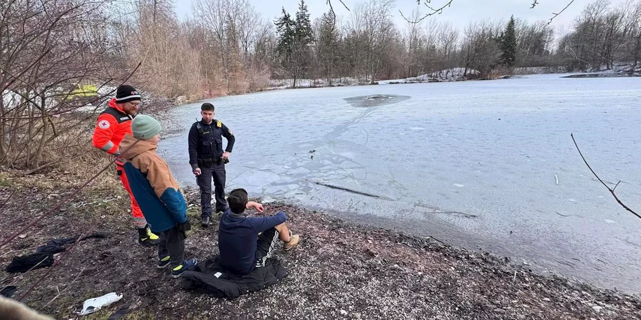 13-jähriges Mädchen stürzt in zugefrorenen See