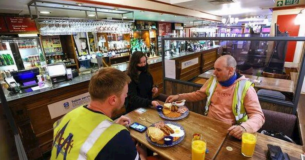 Wetherspoon Pubs Ban Bar Drinking, Citing Service Improvements