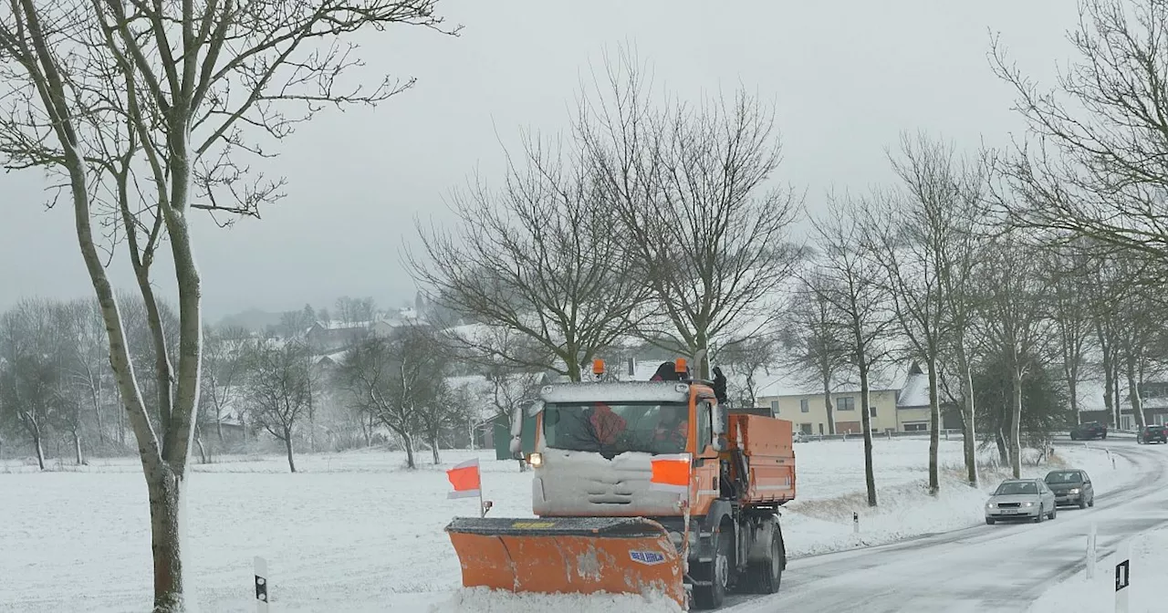 Ruhige Nacht für Rettungskräfte trotz Schneefall im Kreis Paderborn