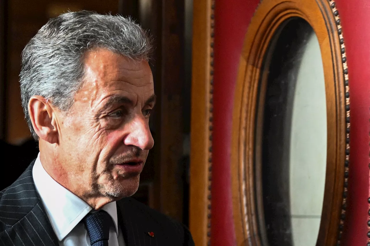 Sarkozy, Kadhafi'den Finansman İddiası: Paris'te Dava Açılıyor