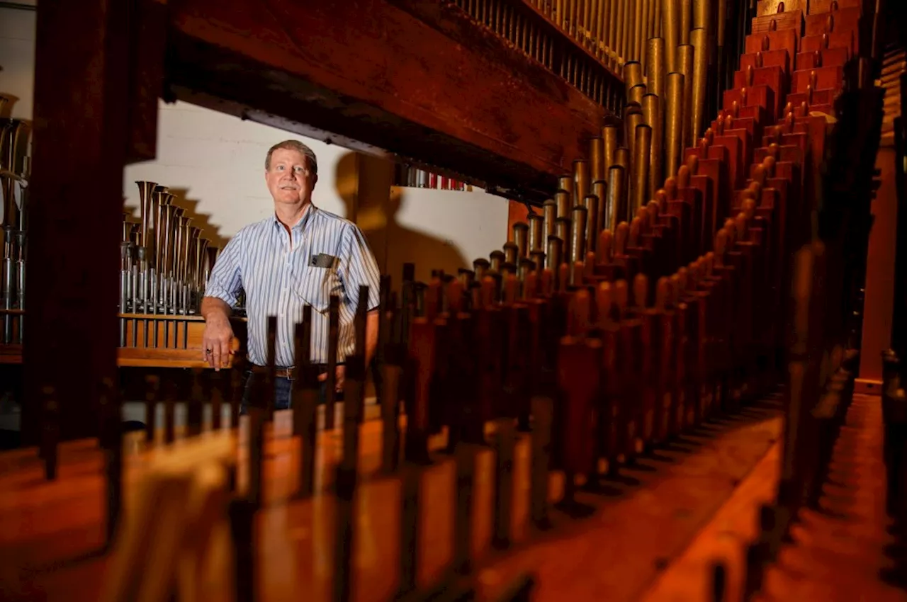 San Diego Symphony Organ Curator: A Phantom of the Concert Hall?