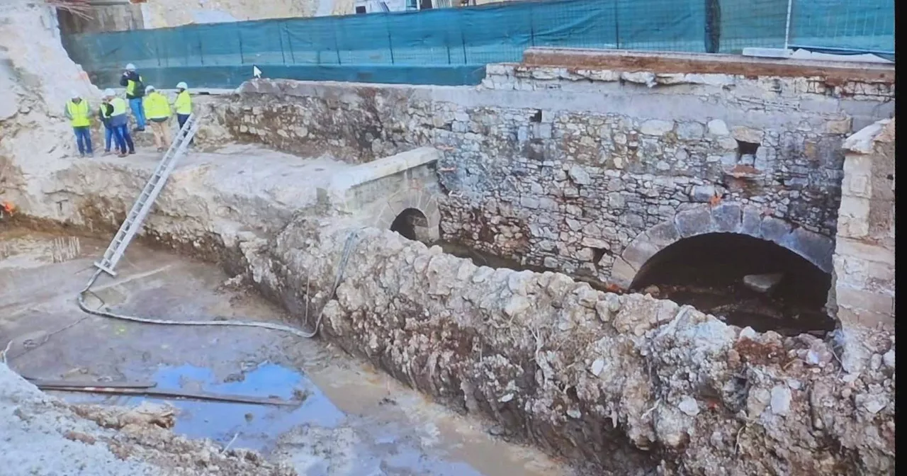 Ponte Medieval Atrasa Obras em Coimbra