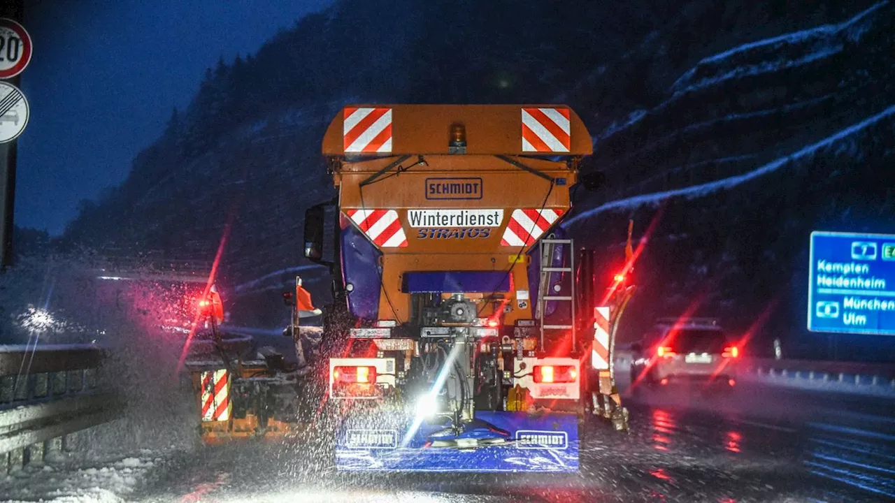 Eis und Schnee verursachen Unfälle und Verspätungen in Baden-Württemberg