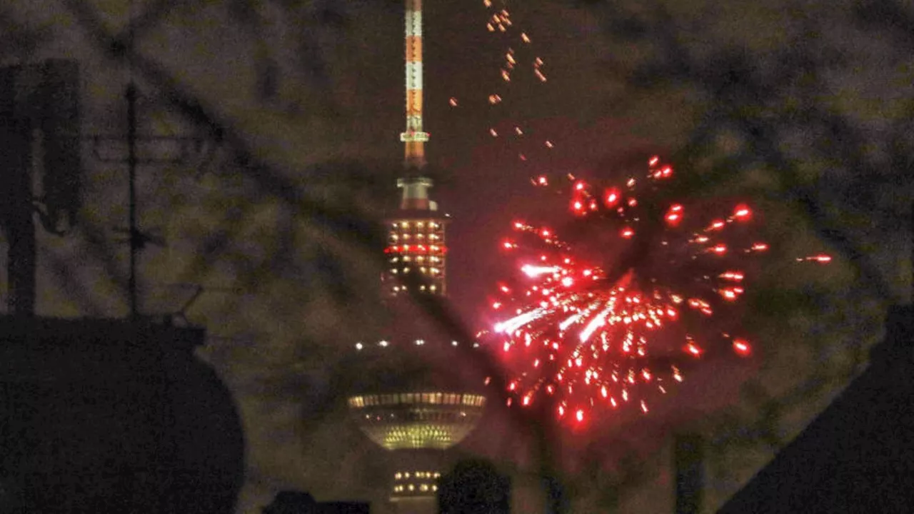 Influencer wegen Silvester-Raketenschuss in Untersuchungshaft