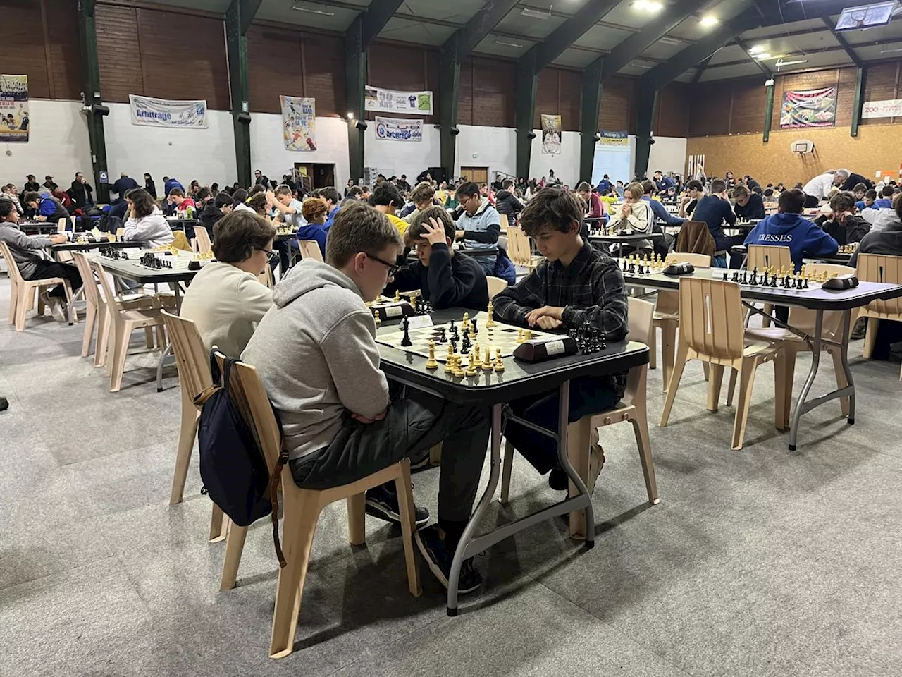 En Gironde, le championnat départemental junior d’échecs a attiré 300 participants à Pessac