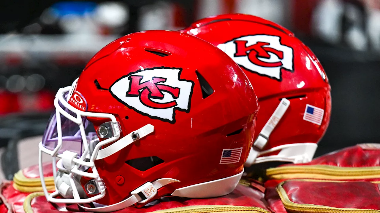 Chiefs Delayed by Ice Storm Before Denver Game