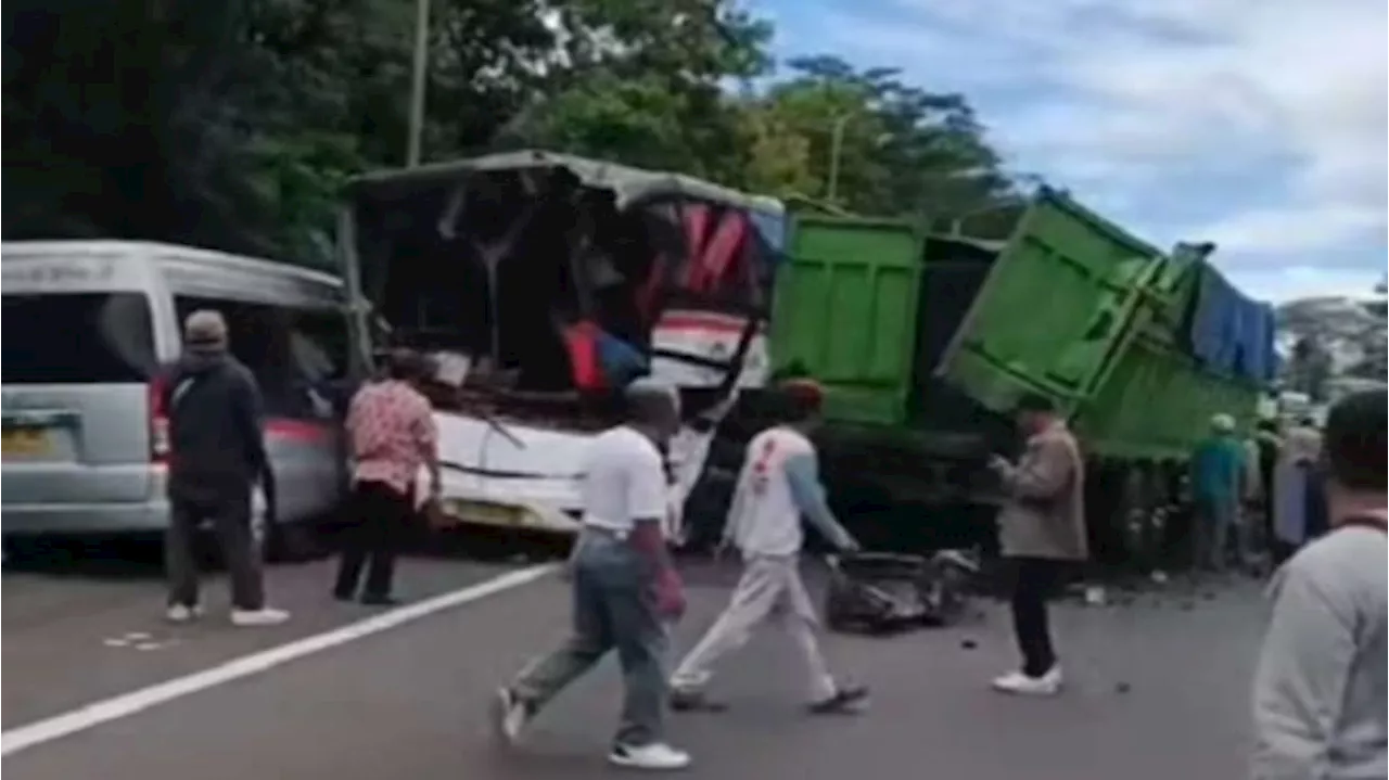 Kecelakaan Beruntun di Tol Cipularang, 2 Orang Luka-luka