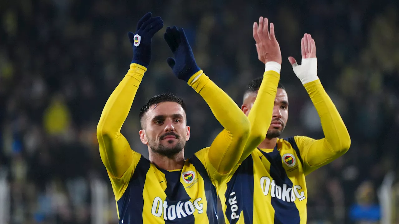 Fenerbahçe wint van Hatayspor, maar achterstand op Galatasaray blijft