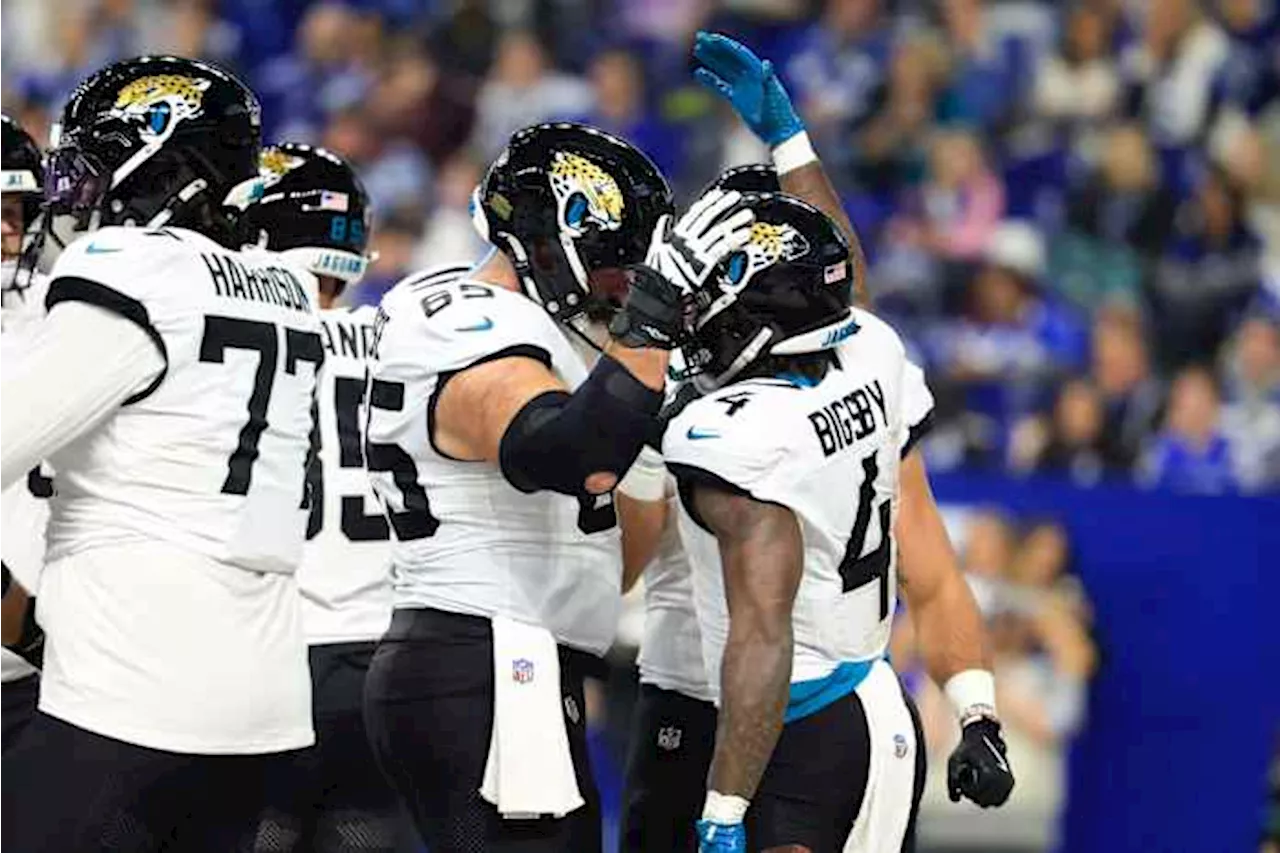 Jaguars, Colts Battle for Pride in Regular Season Finale