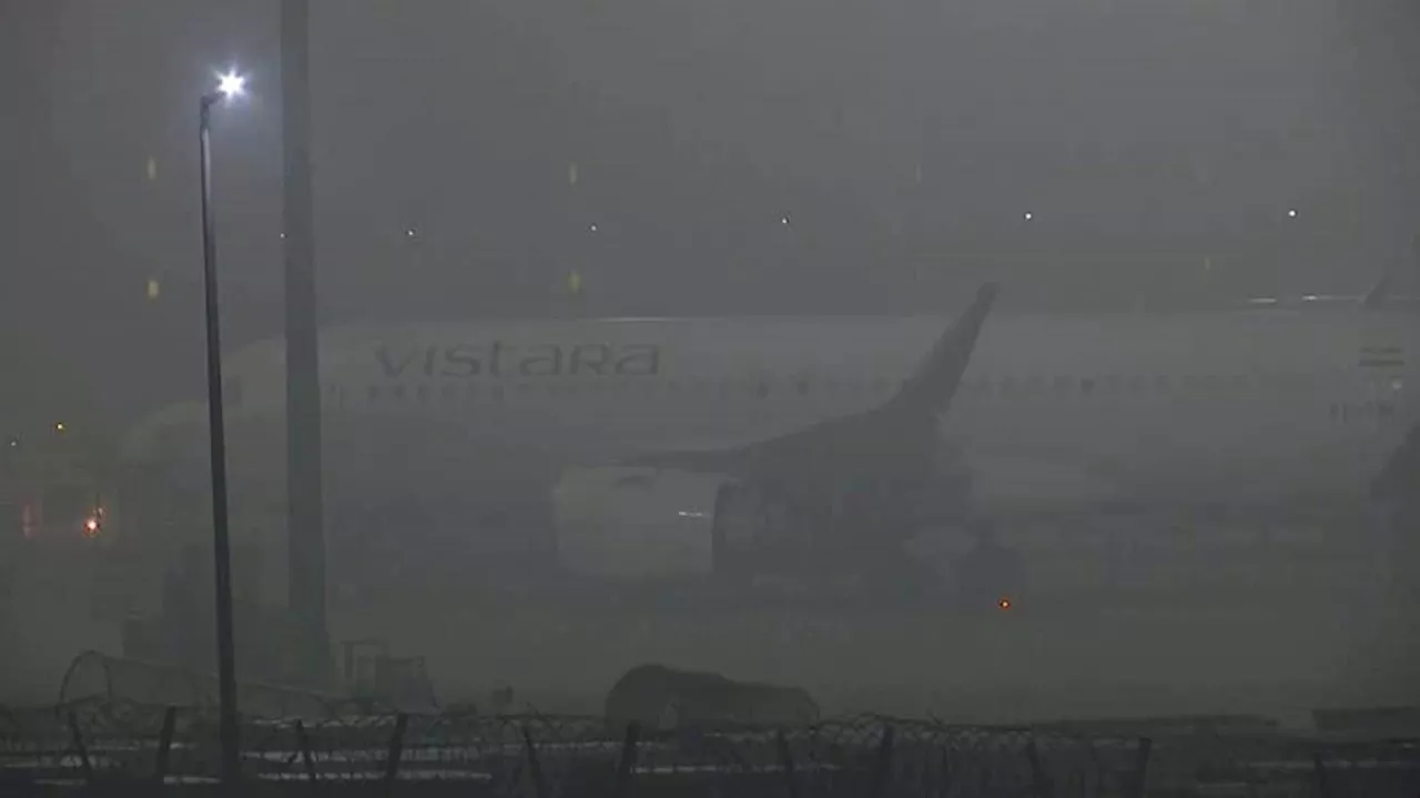 Delhi Fog Disrupts Flights, Trains, Air Quality Remains 'Very Poor'