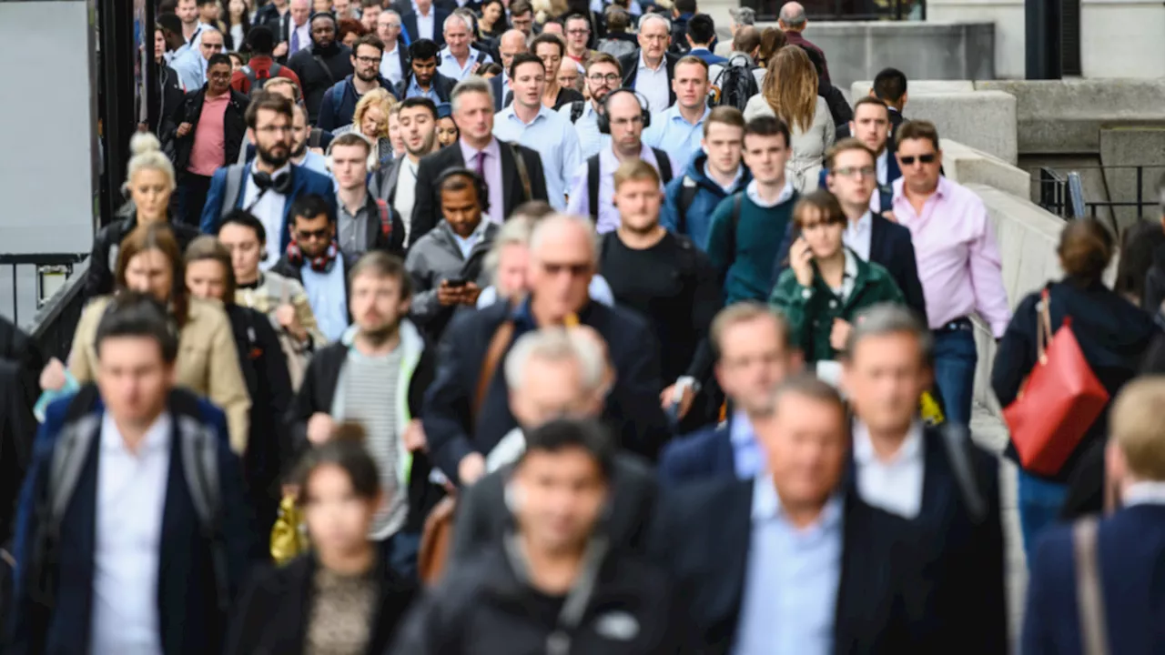 Amazon staff have just returned back to the office ‘five days a week’. Here’s what it means for Aussie work from home employees