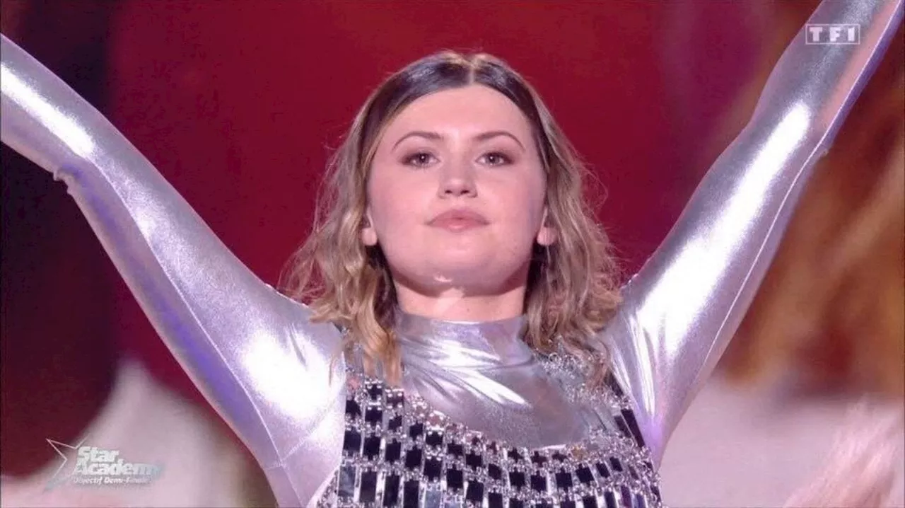 Marine, Demi-Finaliste de la Star Academy, à Arras pour un Rassemblement de Soutien