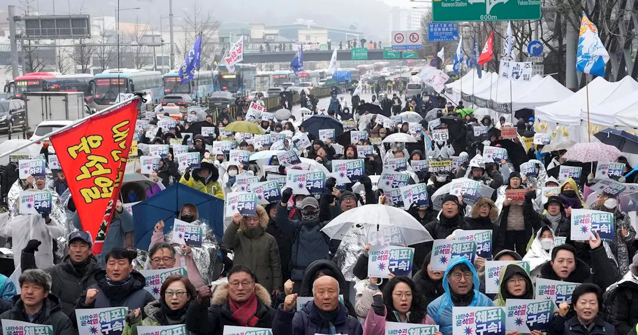 South Korea's Anti-Corruption Agency Asks Police to Detain Impeached President