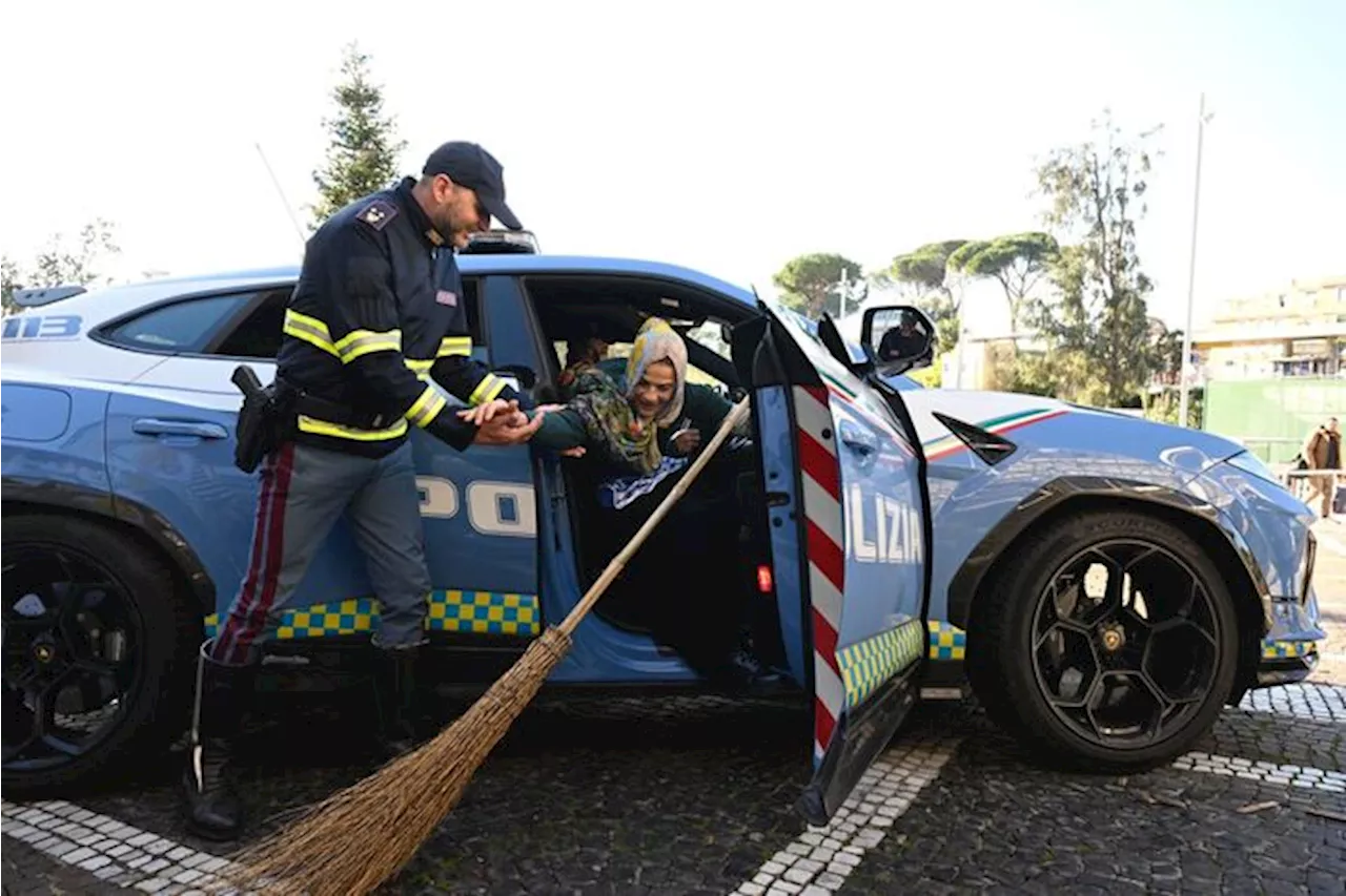 La Befana della Polizia Porta Gioia agli Ospedali