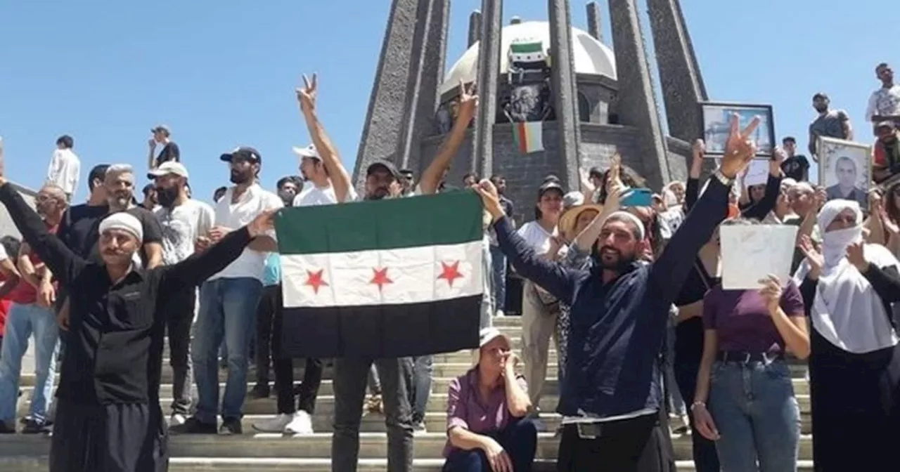 فصيلا 'رجال الكرامة' و'لواء الجبل' يدعوان إلى جيش وطني في السويداء