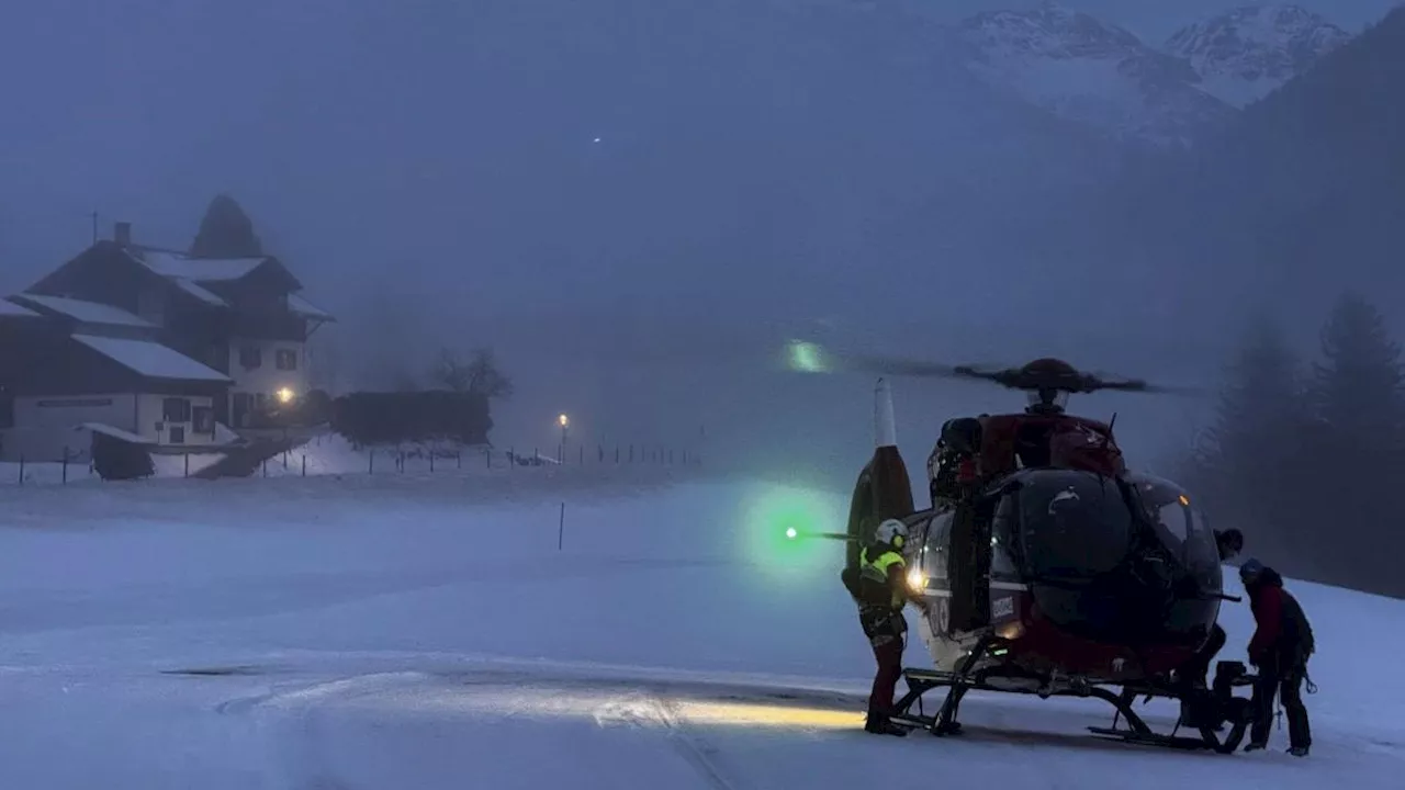 Rettungsaktion im Allgäu: Zehn Wanderer aus Lawinengefahr gerettet