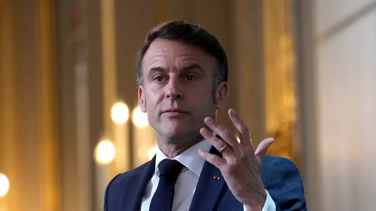 Macron appelle à la libération de l'écrivain algérien Boualem Sansal