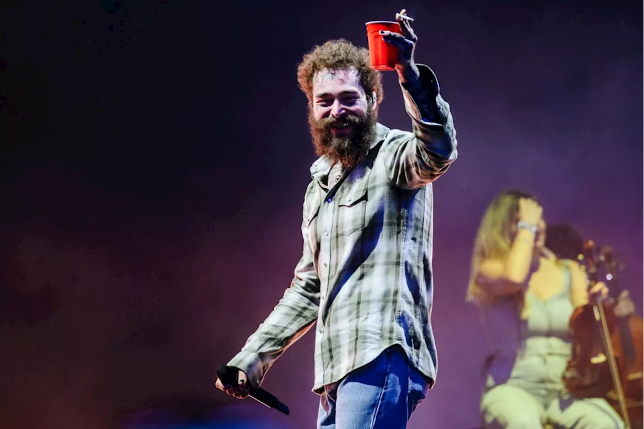 Post Malone Surprises Bartender with $20,000 Christmas Tip