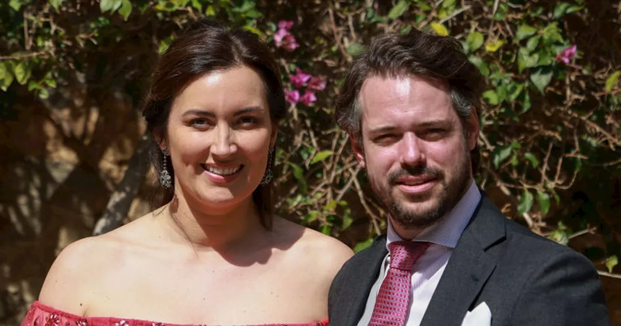 Prinz Félix und Claire von Luxemburg wünschen Frohes Neues Jahr mit süßem Familienfoto