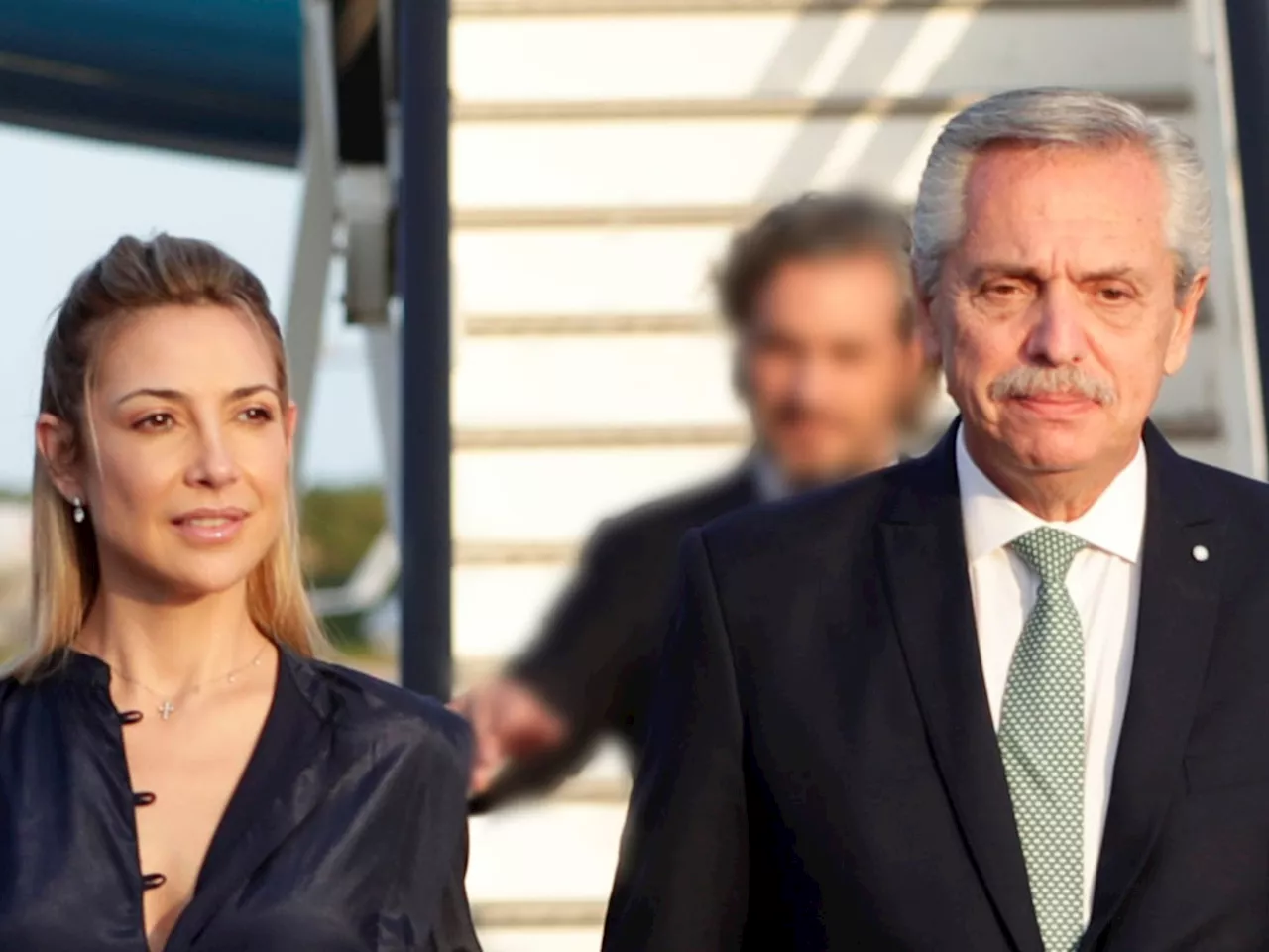 Corte Prohíbe Comunicación Entre Fabiola Yañez y Alberto Fernández