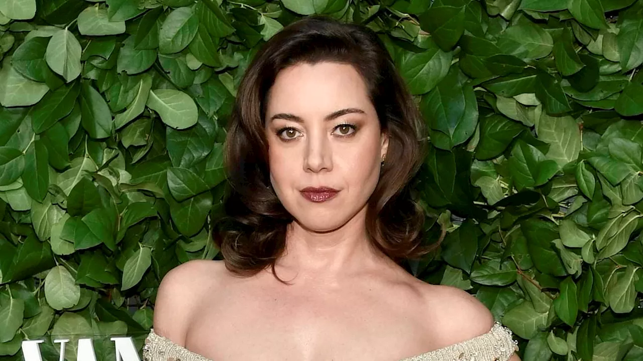 Aubrey Plaza supported by friends Julia Fox and Selma Blair following husband Jeff Baena's tragic...