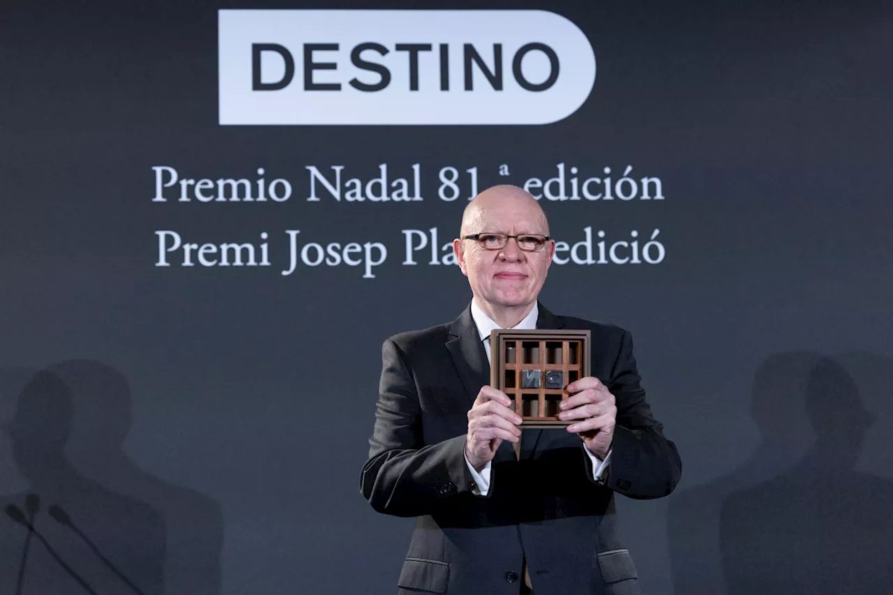 Jorge Fernández Díaz gana el Premio Nadal con 'El secreto de Marcial'