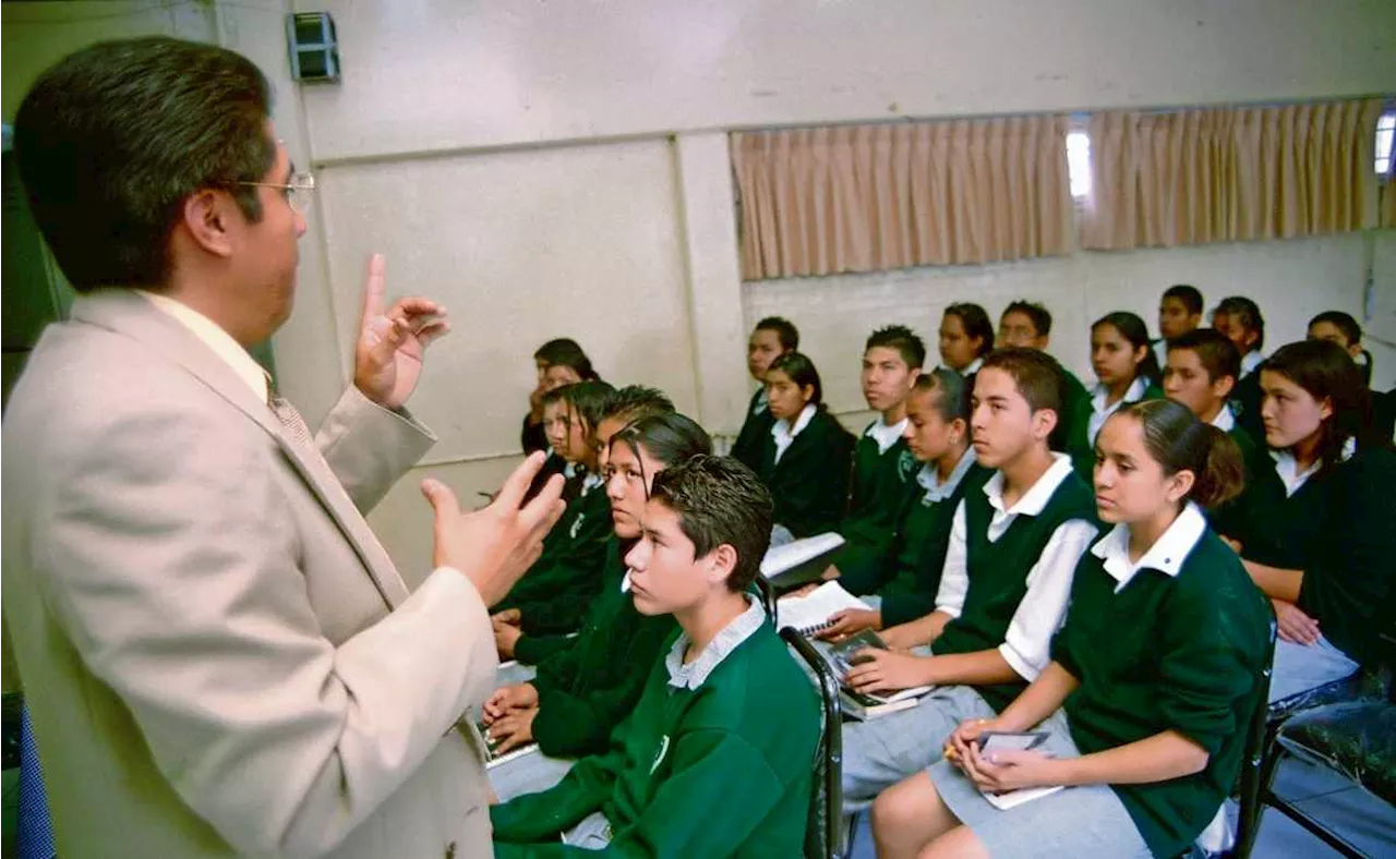 Senado busca eliminar Unidad de Sistema de Carrera de Docentes