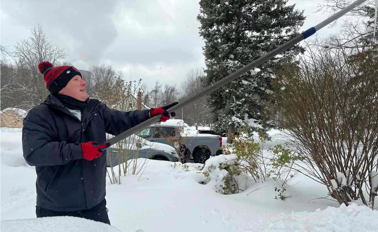 Tormenta Invernal Causa Miles de Cancelaciones de Vuelos y Apagones en el Centro de Estados Unidos