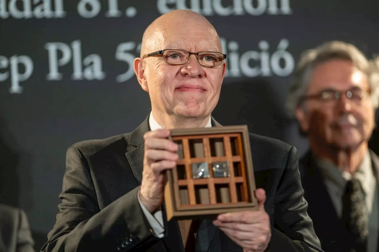 Jorge Fernández Díaz gana el Premio Nadal de Novela con 'El secreto de Marcial'