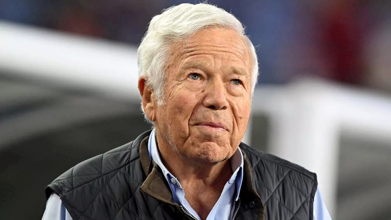 Kraft Takes Blame for Patriots' Dismal Season, Immediately Begins Coaching Search