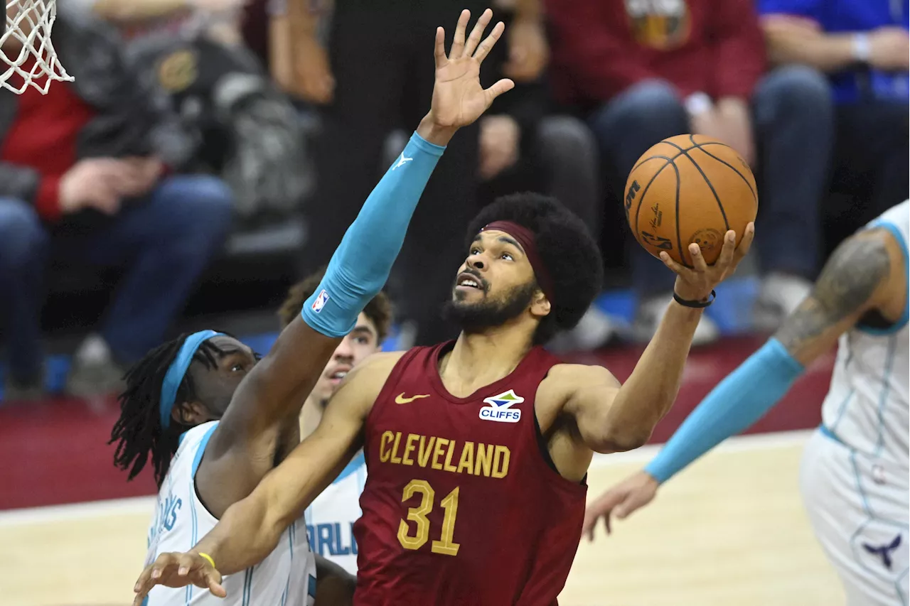 Cavaliers Extend Winning Streak to 10 with Victory Over Hornets