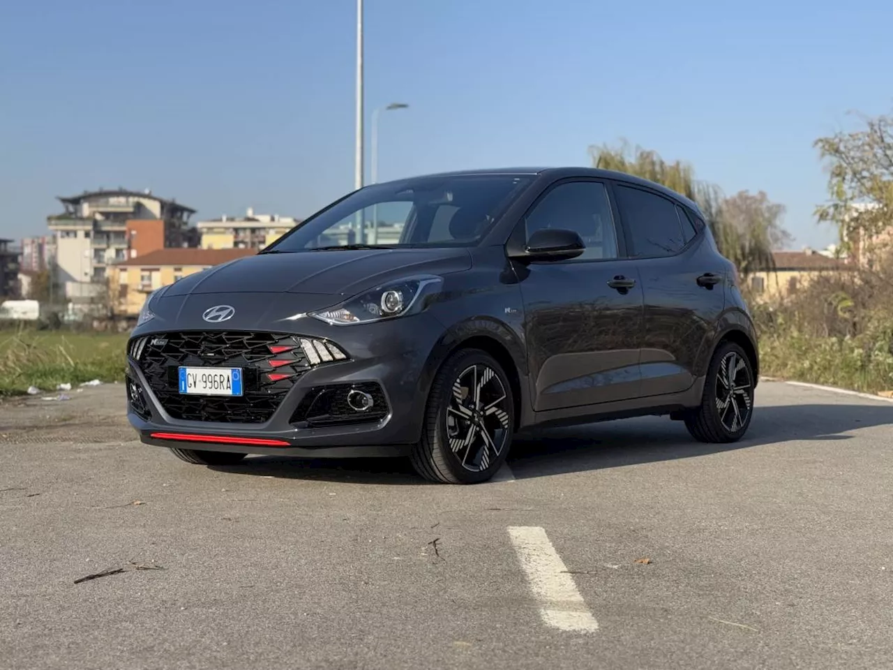 Hyundai i10 N Line: Sportività e Spazio in un'Auto Compatta