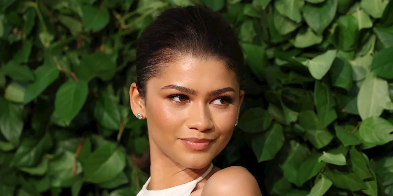 Zendaya Debuted an Old Hollywood Pin Curl Bob at the 2025 Golden Globes