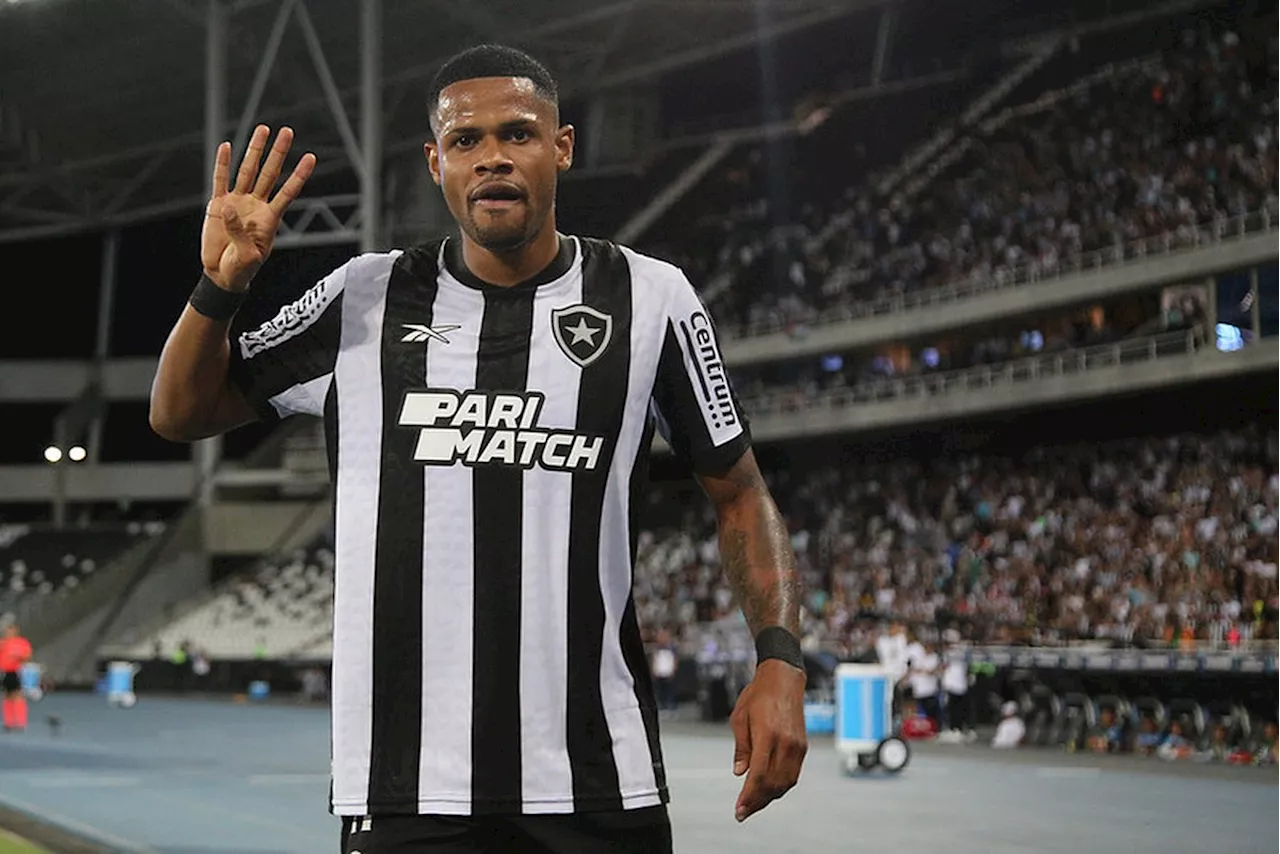 Junior Santos pode deixar o Botafogo para jogar no Trabzonspor