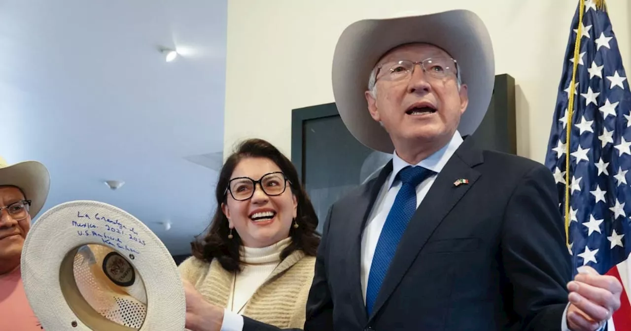 Hay fentanilo en México y también se produce acá: Ken Salazar en último día como embajador de EU