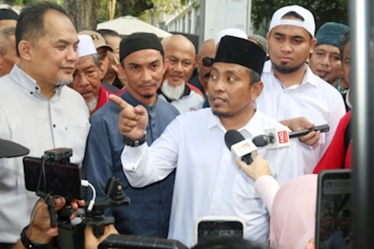 Info chief says PAS will stand up for all whose constitutional rights are violated, even Lim Guan Eng and Najib, because ‘we’re all Malaysians’