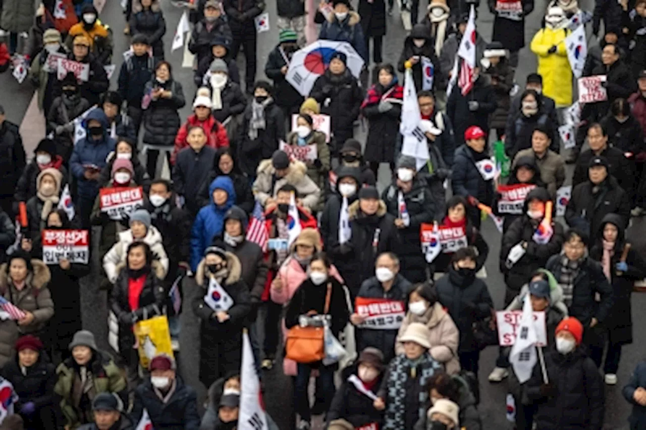 South Korean Anti-Graft Investigators Seek Arrest of Impeached President Yoon Suk Yeol