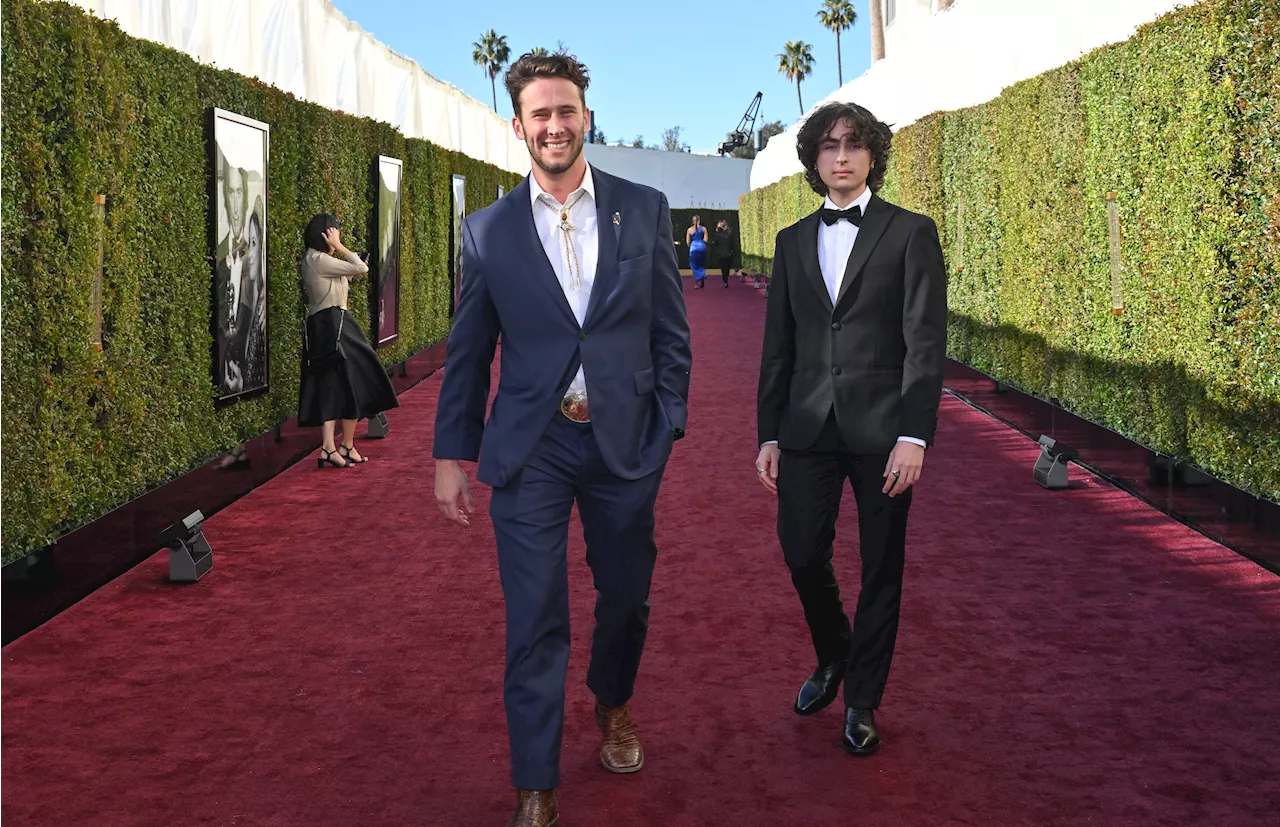 Is that Timothée Chalamet and Glen Powell at the Golden Globes or…