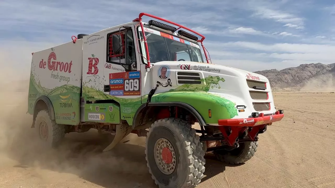 Einde Dakar Rally voor Ben de Groot na botsing met lokale auto