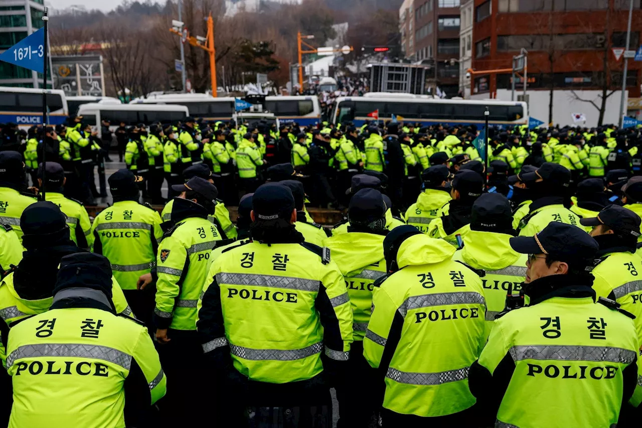 South Korea Asks Police to Execute Arrest Warrant for Impeached President