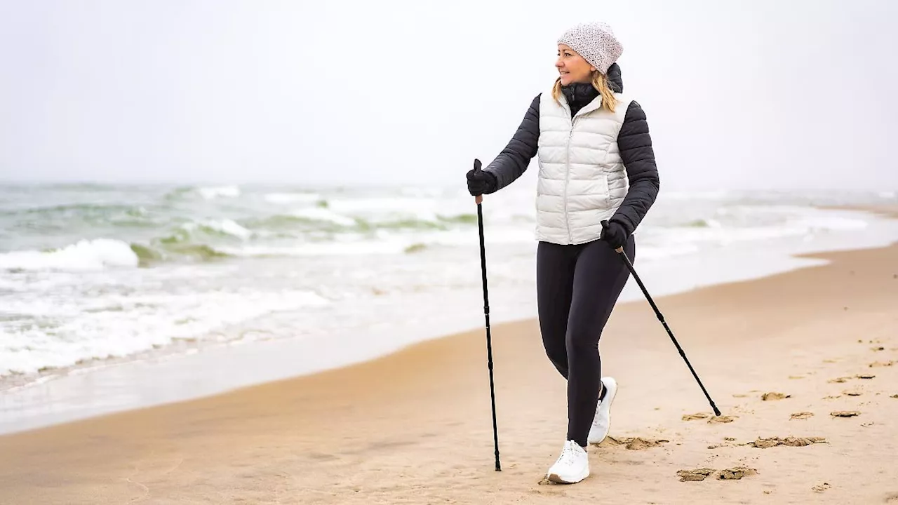 Nordic Walking, E-Bike, Aquafitness: So effektiv sind „einfache” Sportarten wirklich!