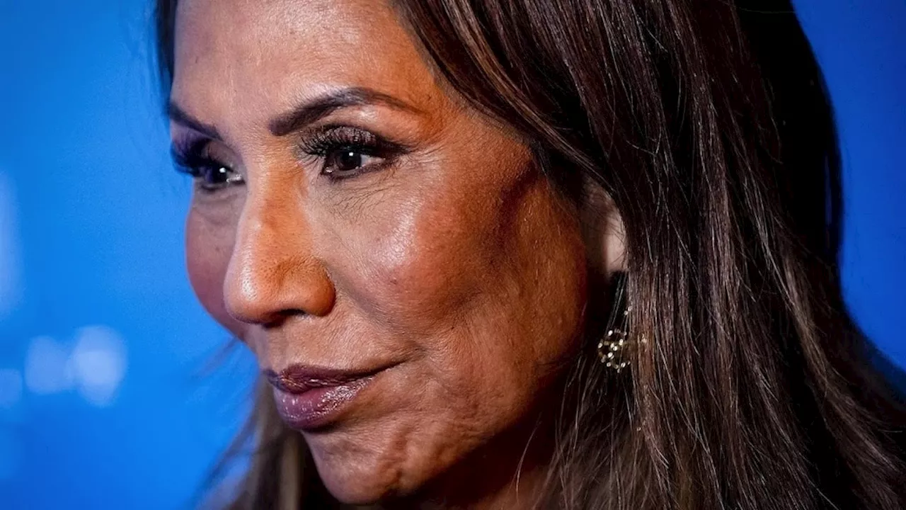 Patty Brard Opent Luv'-Reünie voor haar Verjaardagstijd