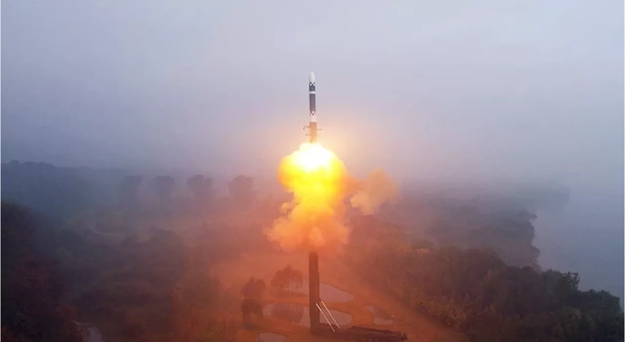 Coreia do Norte Lança Míssil em Dia de Visita de Blinken à Coreia do Sul