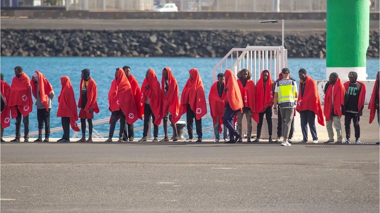 Más de 300 migrantes llegan en patera a El Hierro, Tenerife, Gran Canaria y Lanzarote