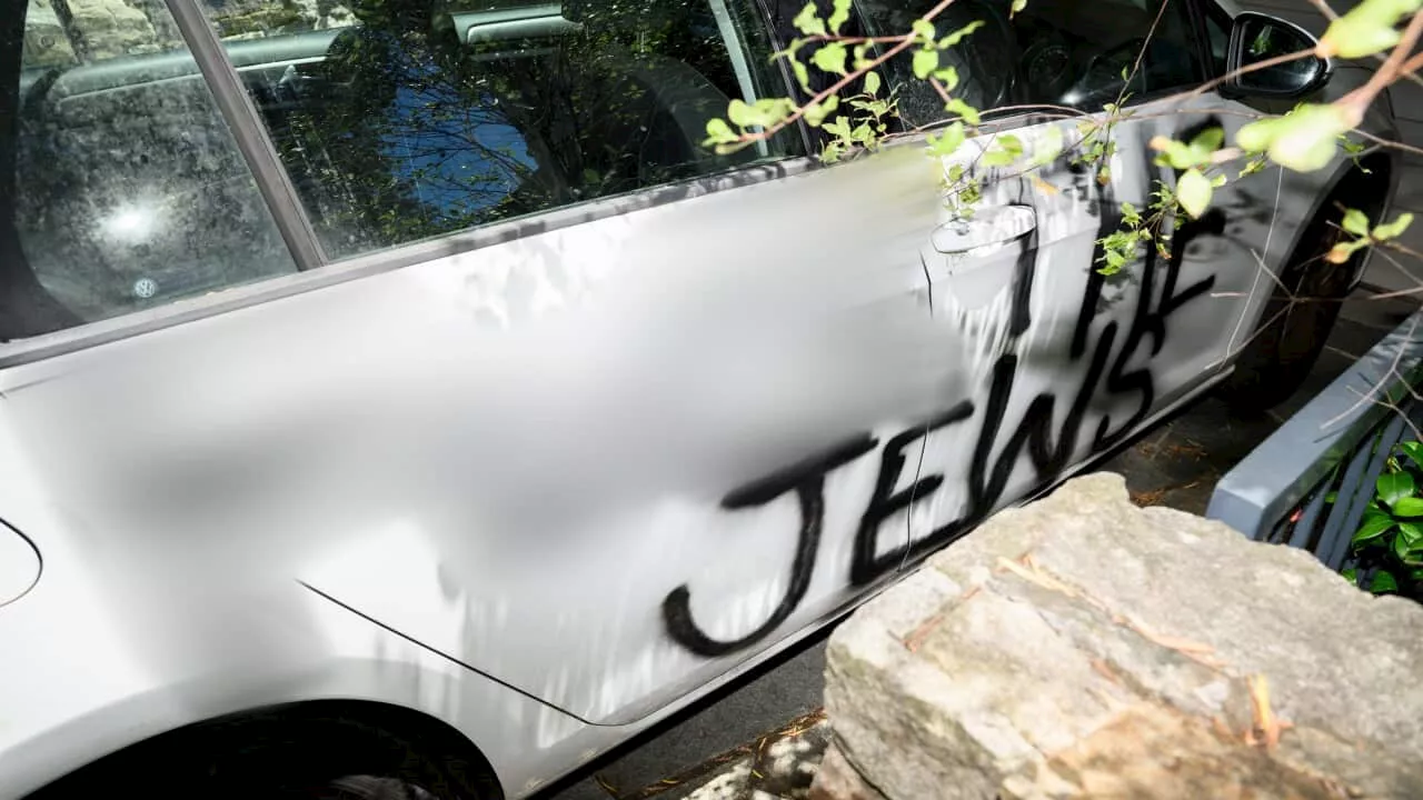 Antisemitic Graffiti Sparks Outrage in Sydney