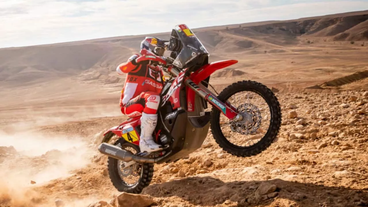 Sanders Claims Third Straight Dakar Stage Win