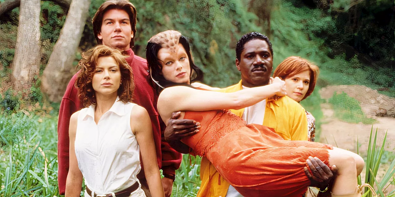 Beloved 90s Sci-Fi Show Star Pitches Reboot Idea (With One Caveat)