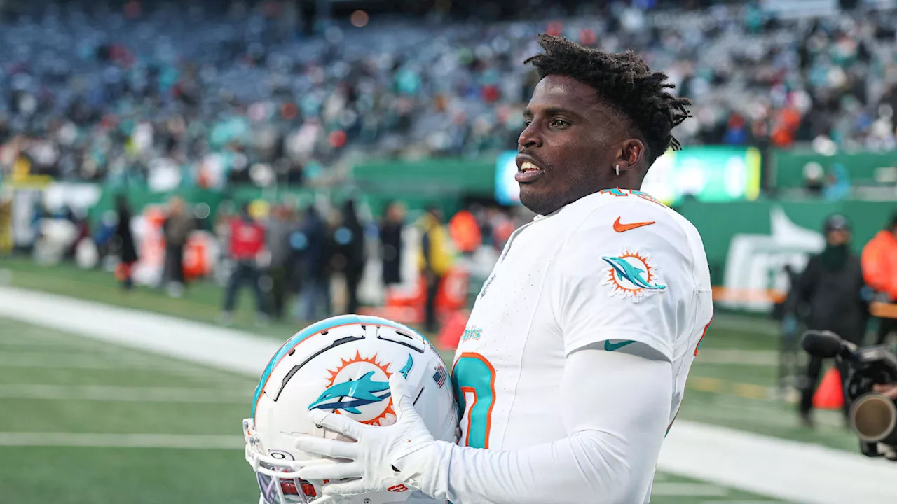 Hill's Week 18 Exit and Comments Spark Mixed Reactions Among Dolphins Players