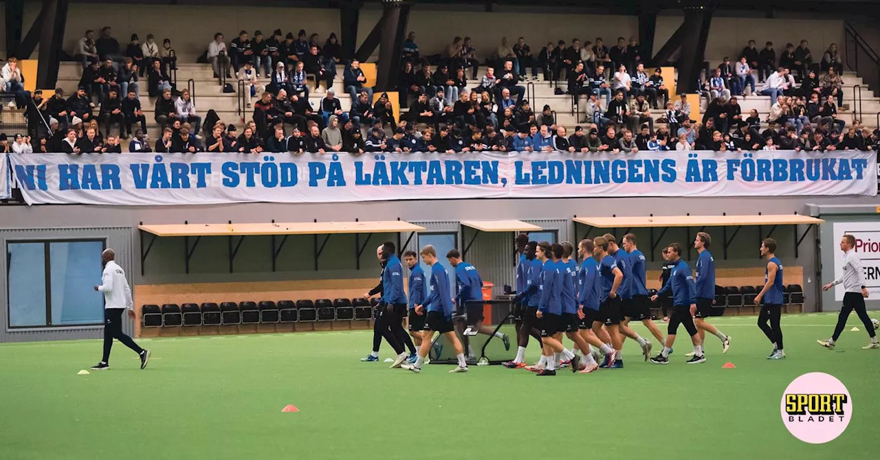 Nya protester på första träningen: ”Det blåser lite”