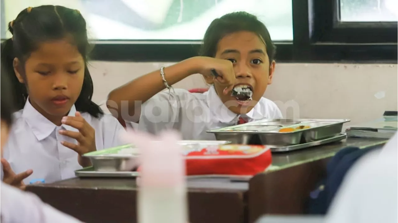 Siswa SMP di Jakarta Terkejut Tak Terima Susu dalam Paket Makan Bergizi Gratis